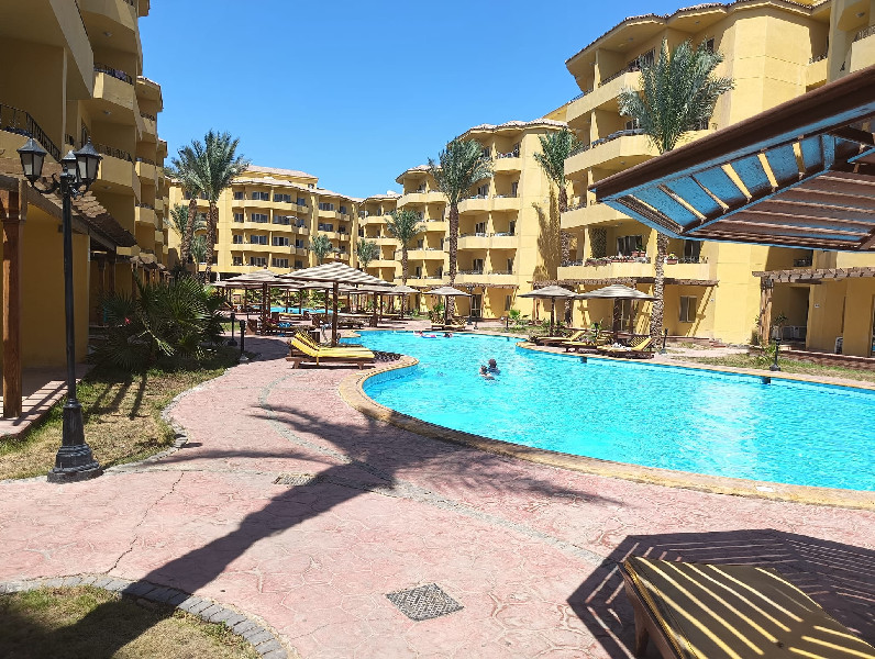 British resort 1 bedroom / Kawther