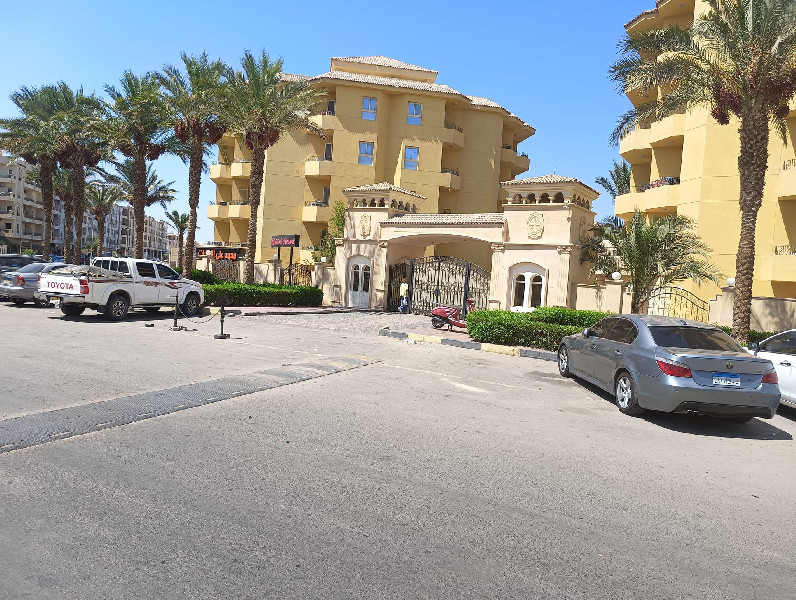 British resort 1 bedroom / Kawther